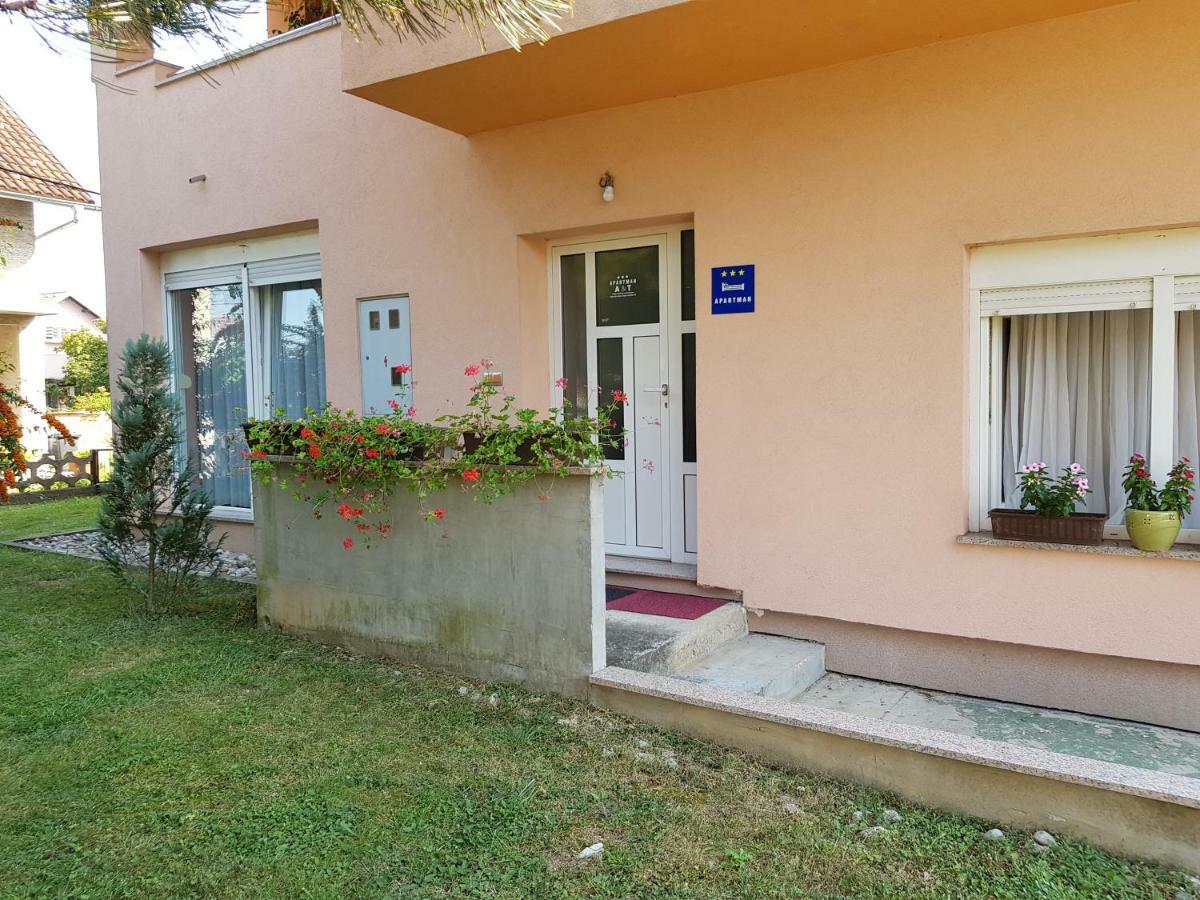 A&T Apartment Zapresic Luaran gambar