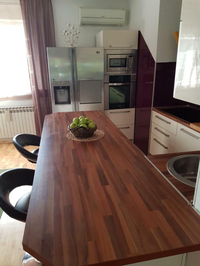 A&T Apartment Zapresic Luaran gambar